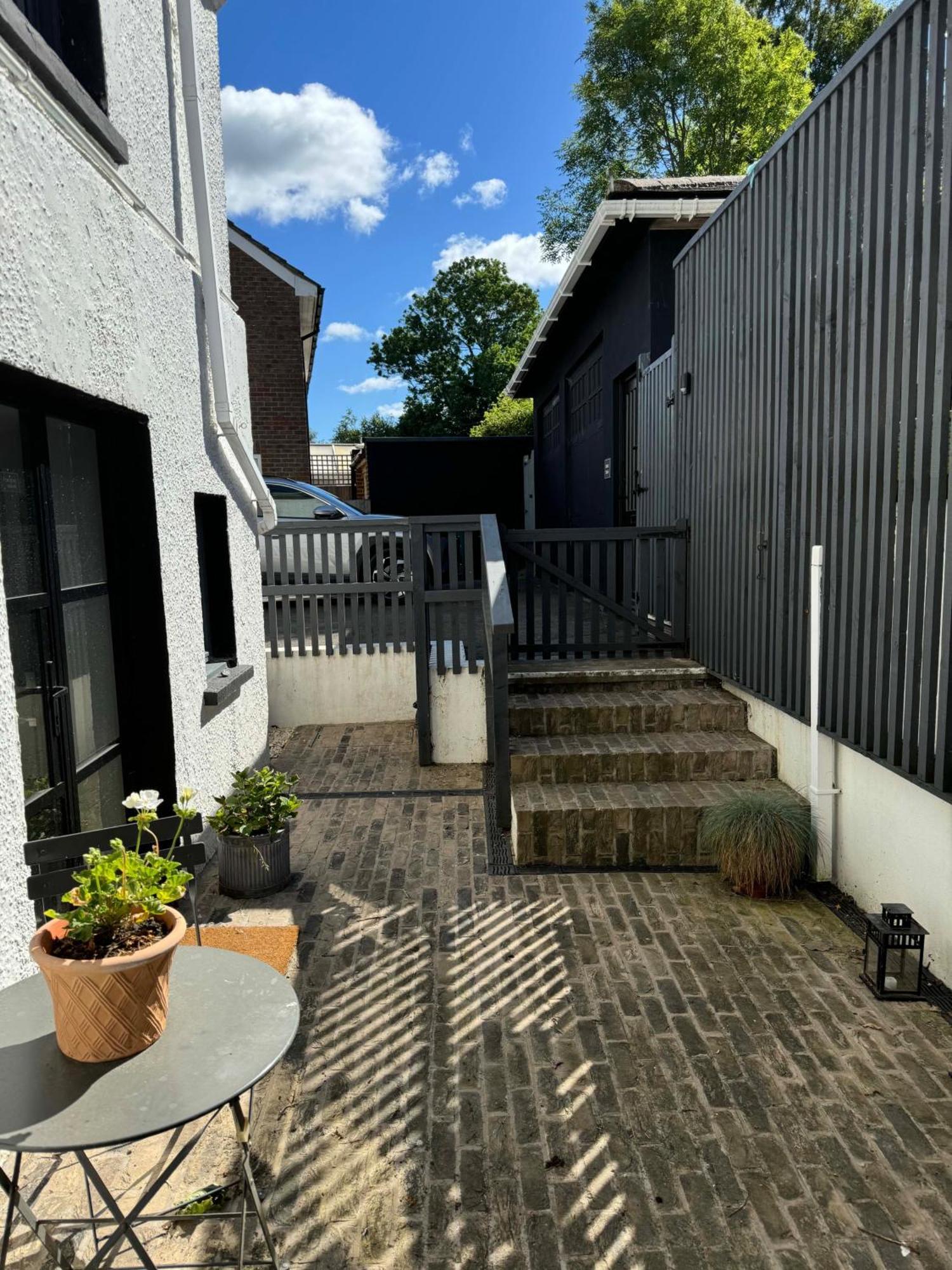 Apartamento Artists Hideaway Battle Exterior foto